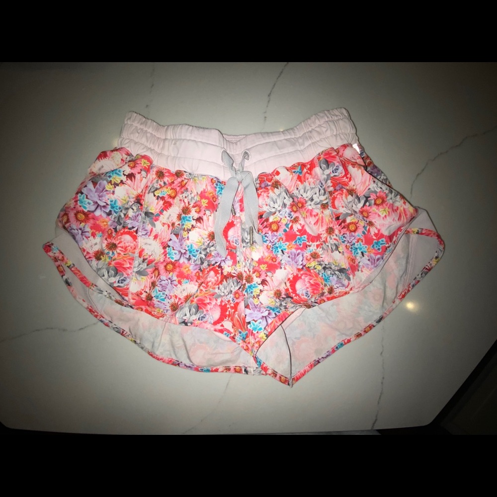lululemon hotty hot shorts